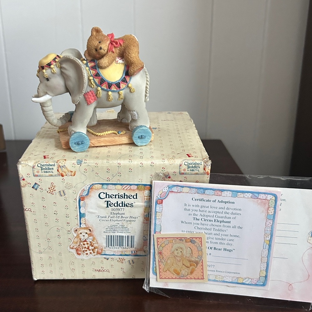 VINTAGE 1995 ENESCO “CHERISHED TEDDIES” ELEPHANT FIGURE- NEW IN BOX